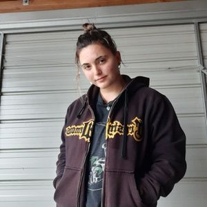 Meet your Posher, Ashleigh